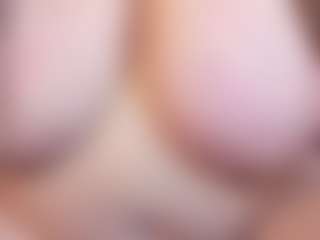 Live cam show with KellyPerfect - Butt Plug on CamClone
