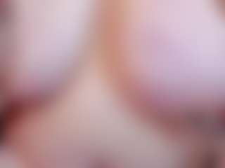 Live cam show with KellyPerfect - Smoke on mypornchat.com