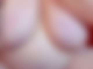Live cam show with KellyPerfect - Smoke on Adult Interactions