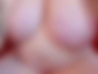 Live cam show with KellyPerfect - Spy Brown Hair on Camsoda