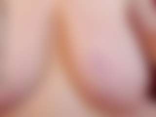 Live cam show with KellyPerfect - Smoke on Mixed Magazine Live