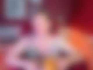 Live cam show with KellyPerfect - Tittyfuck on camtv