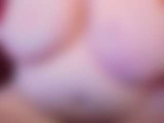 Live cam show with KellyPerfect - Tittyfuck on TastyBlacksLive