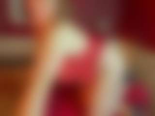 Live cam show with KellyPerfect - Smoke on liverealitysex.com