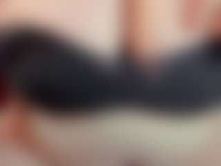 Live cam show with KellyPerfect - Hairy Pussy Brown Hair on Big Tits