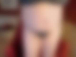 Live cam show with KellyPerfect - Public Mature on Camsoda