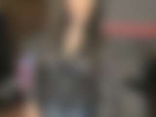 Live cam show with KylieMellow - Femdom on camgirlchat.live