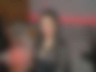 KylieMellow's Live Sex Cam Show