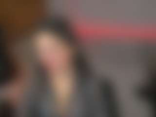 KylieMellow's Live Sex Cam Show