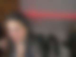 KylieMellow's Live Sex Cam Show