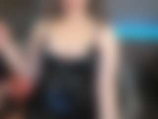 KylieMellow's Live Sex Cam Show