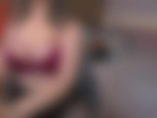 KylieMellow's Live Sex Cam Show