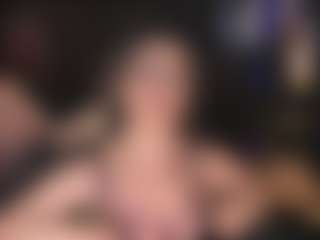 Live cam show with KylieMellow - Femdom on livesuperchat.net