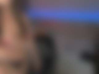 KylieMellow's Live Sex Cam Show