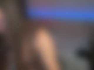 KylieMellow's Live Sex Cam Show
