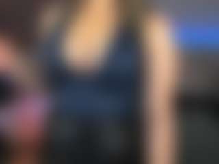 KylieMellow's Live Sex Cam Show