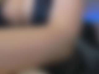 KylieMellow's Live Sex Cam Show