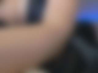 KylieMellow's Live Sex Cam Show