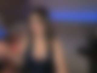 Live cam show with KylieMellow - Highheels on TastyBlacksLive