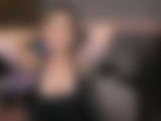 Live cam show with KylieMellow - Student on Camsoda