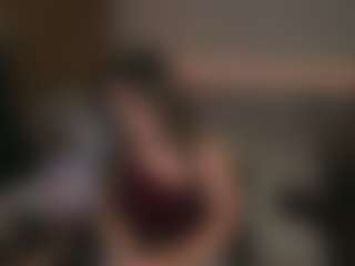 Live cam show with KylieMellow - Sph on intimatelivegirls.com