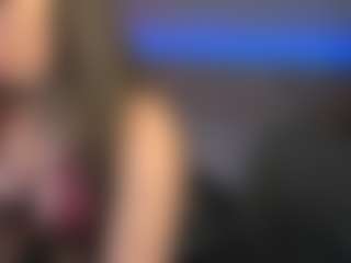 Show de cam en vivo con KylieMellow - Cuckold en Camsoda