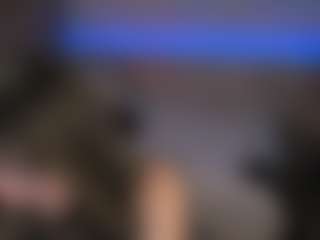 Live cam show with KylieMellow - Highheels on makecum.org