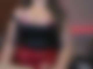 Live cam show with KylieMellow - Submissive on Camsoda