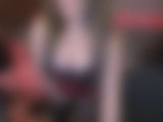 Live cam show with KylieMellow - Submissive on Porn Luv
