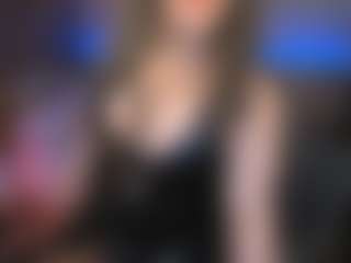 Live cam show with KylieMellow - Student on fuklive.com