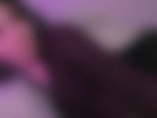 Live cam show with LilacMuse - Pantyhose on Dolls Live