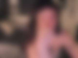 Live-Cam-Show mit LilacMuse - Smoke auf Camsoda