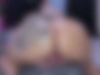 MelanyShayk's Live Sex Cam Show