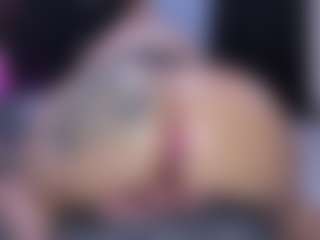MelanyShayk's Live Sex Cam Show