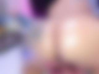 MelanyShayk's Live Sex Cam Show