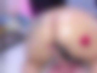 Live cam show with MelanyShayk - Public Curvy on EXY
