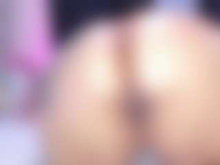 MelanyShayk's Live Sex Cam Show