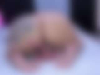 Live cam show with MelanyShayk - Chubby on Camsoda