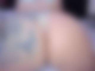 MelanyShayk's Live Sex Cam Show