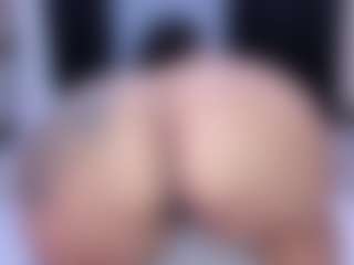 MelanyShayk's Live Sex Cam Show