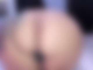 MelanyShayk's Live Sex Cam Show