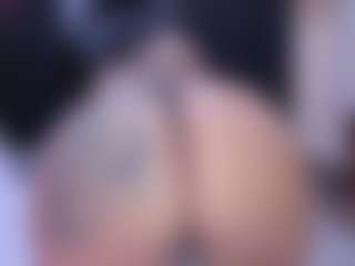 MelanyShayk's Live Sex Cam Show