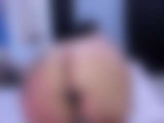 Live cam show with MelanyShayk - BBW Amateur on Camsoda Late Night