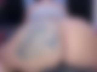 MelanyShayk's Live Sex Cam Show