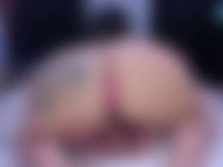 MelanyShayk's Live Sex Cam Show