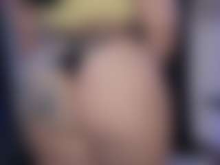 MelanyShayk's Live Sex Cam Show