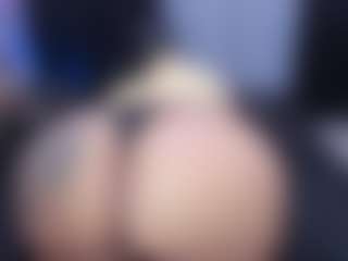 MelanyShayk's Live Sex Cam Show