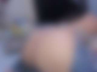 MelanyShayk's Live Sex Cam Show