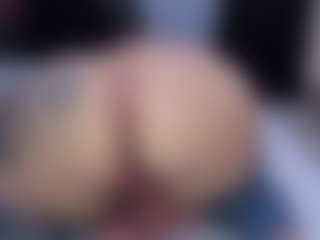 MelanyShayk's Live Sex Cam Show