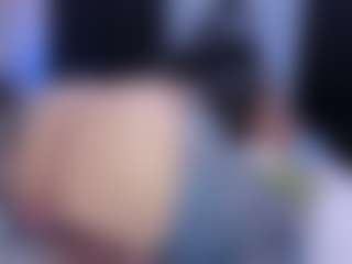 Live cam show with MelanyShayk - Bikini on googirlz